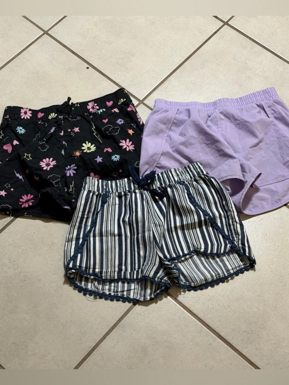 All in Motion, Children’s Place‎ Kids Shorts Black/Floral/Stripe Casual Summer L
